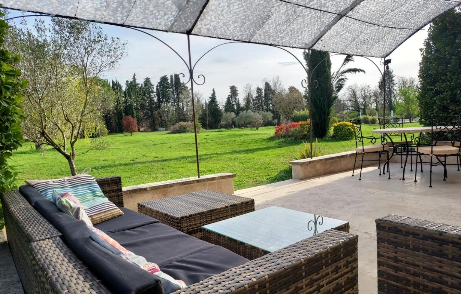 La Bastide Des Amouriers Caumont-sur-Durance Bagian luar foto
