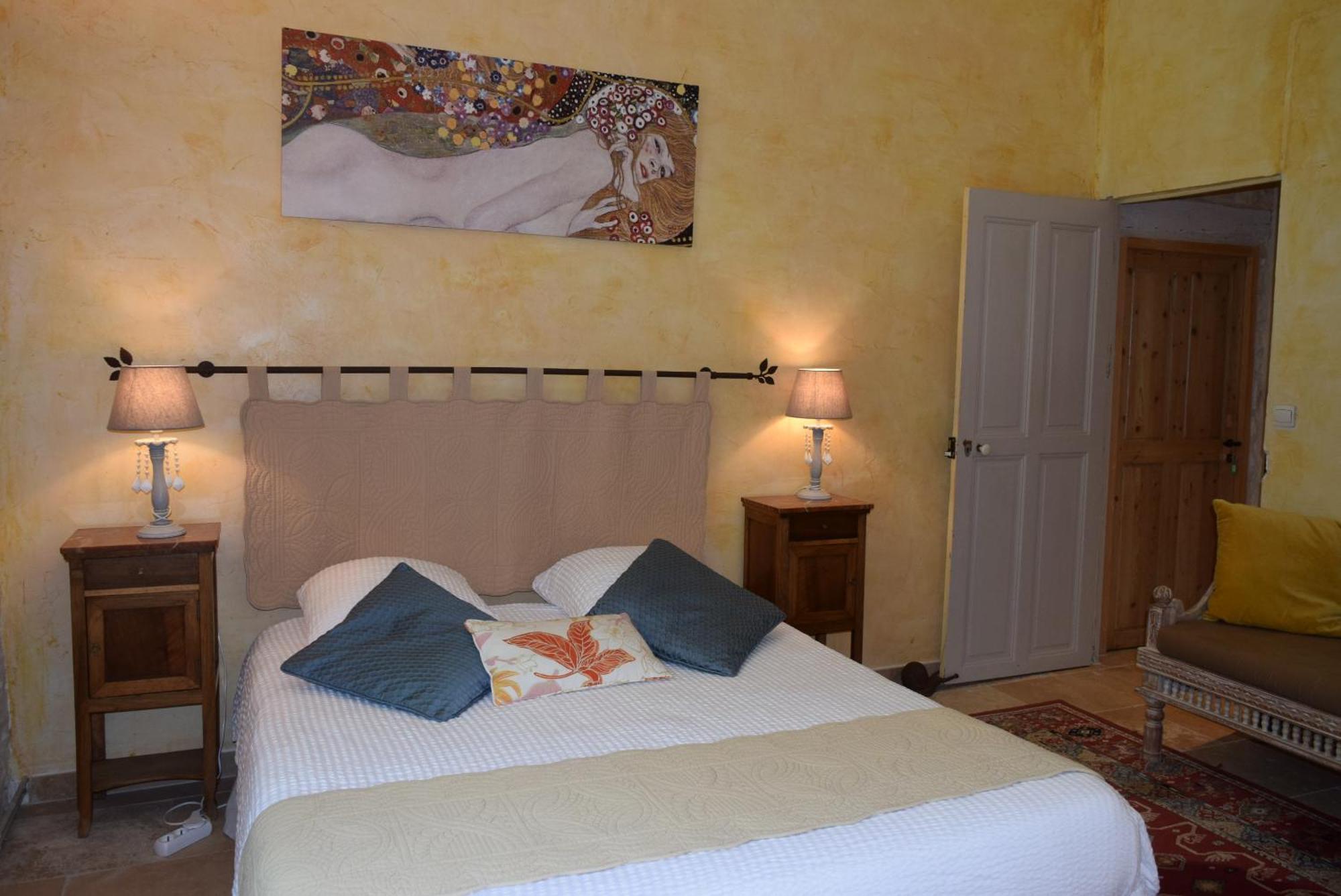 La Bastide Des Amouriers Caumont-sur-Durance Bagian luar foto