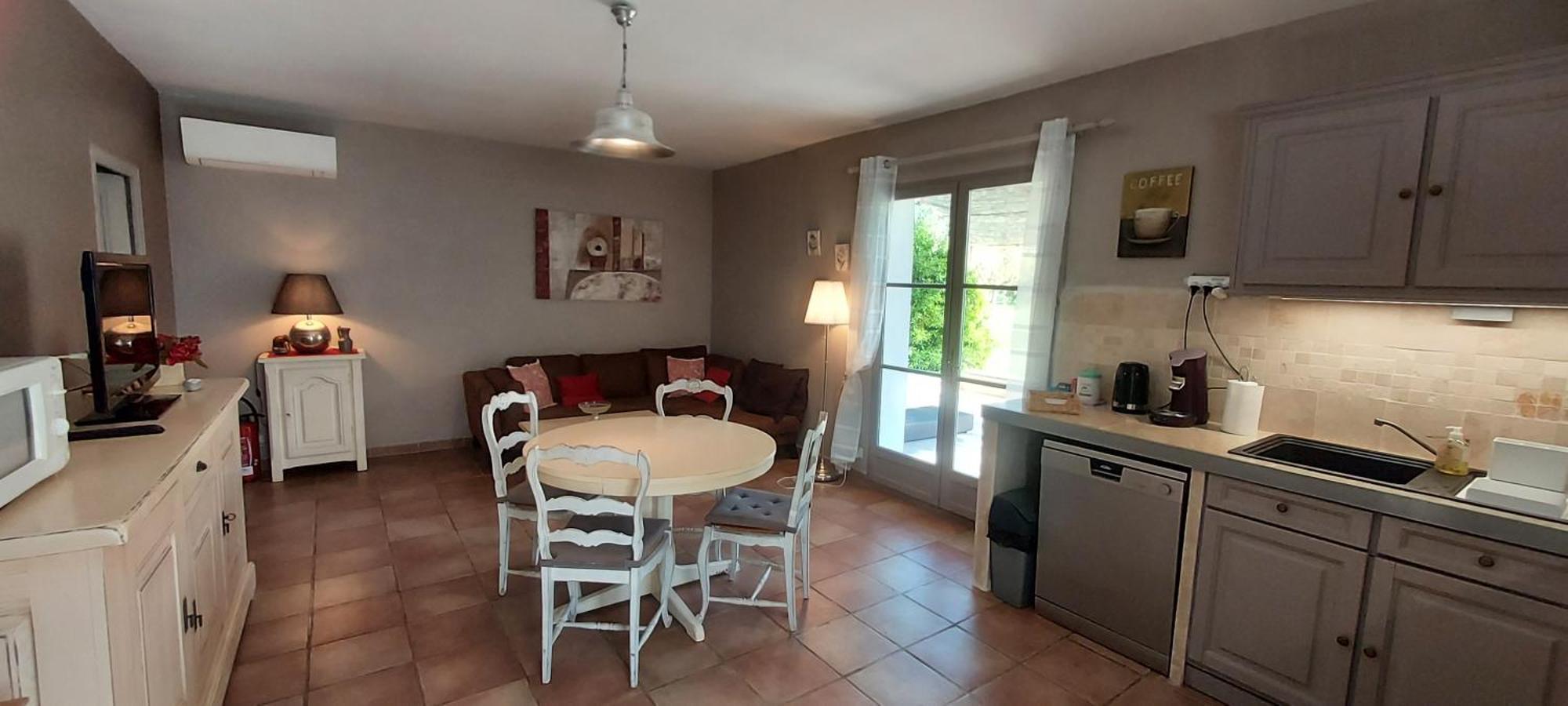 La Bastide Des Amouriers Caumont-sur-Durance Bagian luar foto